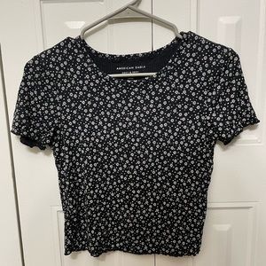 American Eagle black and white shirt